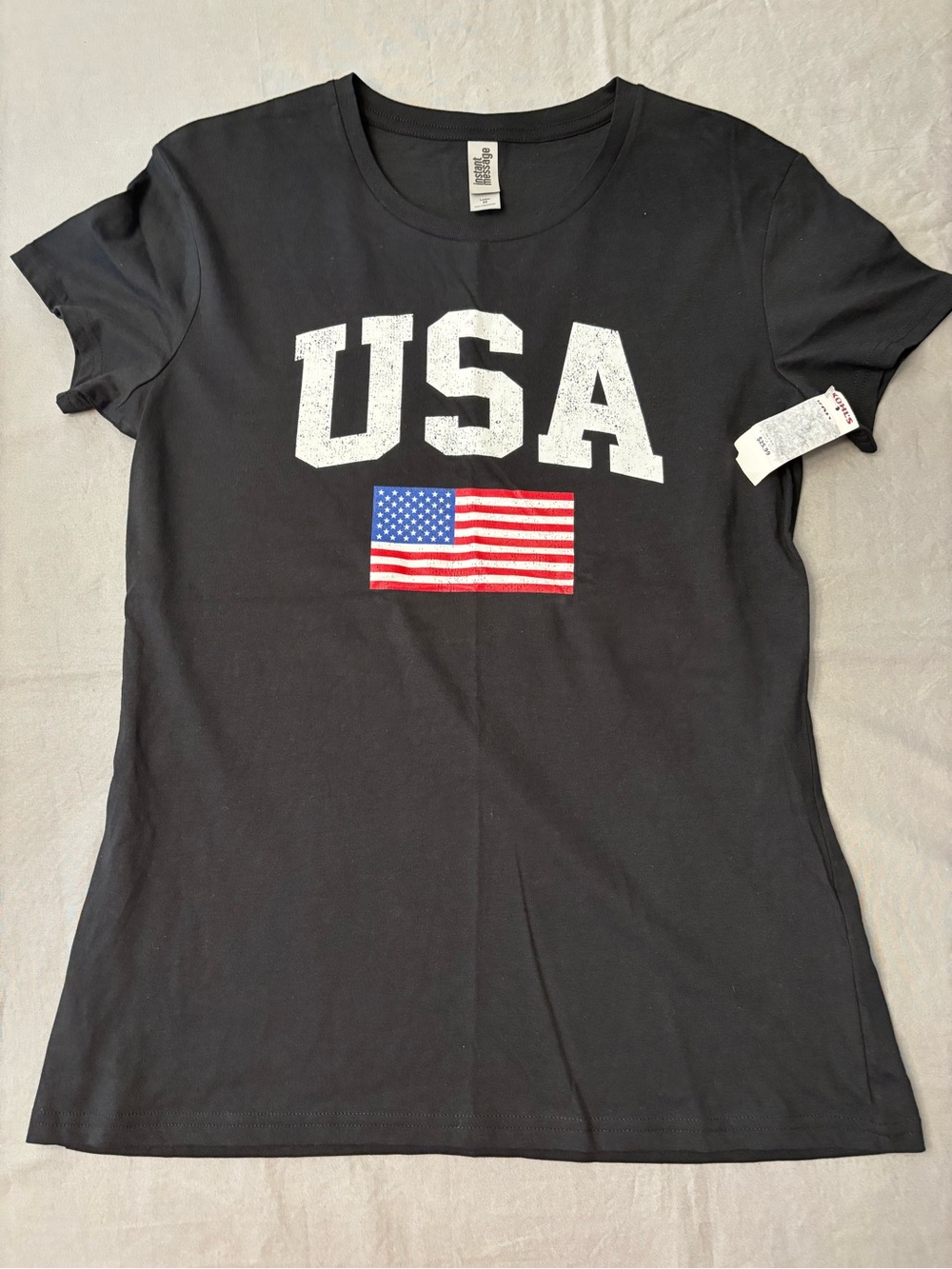 Instant Message Women's M Black Crew Neck Short Sleeve USA Flag Graphic T-Shirt